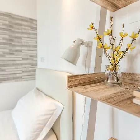 Apartment Executive *